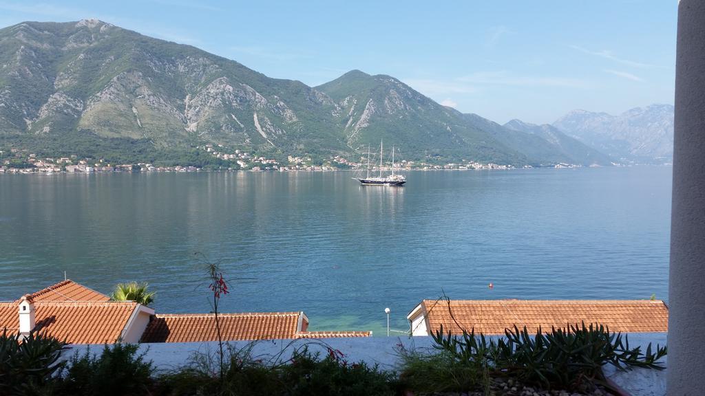 Villa Olivia Kotor Luaran gambar